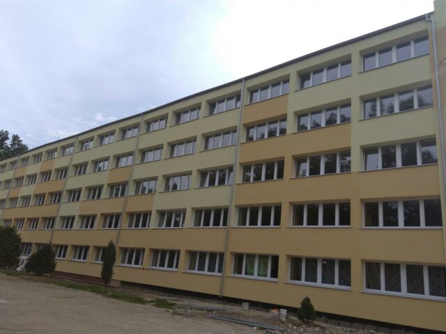 Budynek Technikum Leśnego w Białowieży