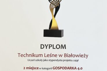 „CO MI ZROBISZ JAK MNIE ZŁAPIESZ” ? – klasa 2a podczas akcji poszukiwania i odłowu owadów